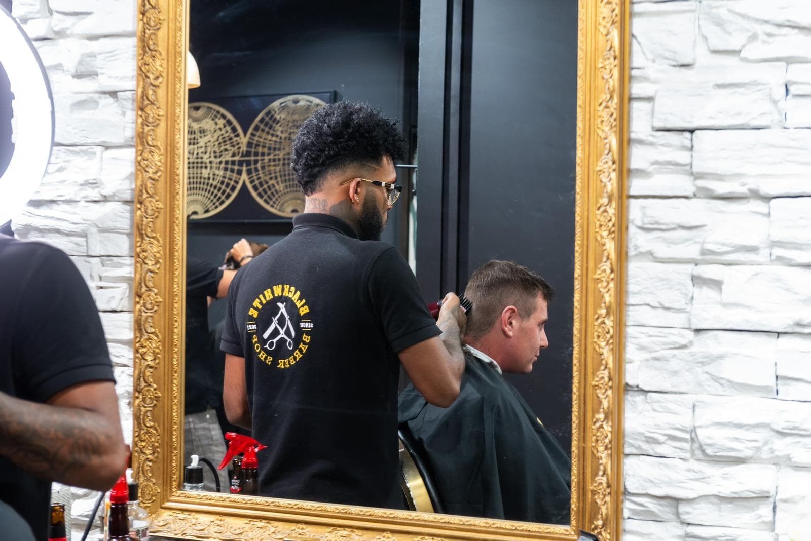 Instalaciones de Blackwhite Barber Shop